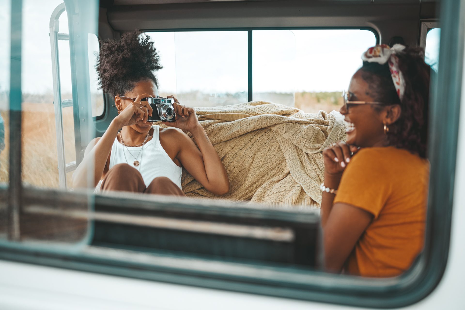países seguros para mujeres que viajan solas