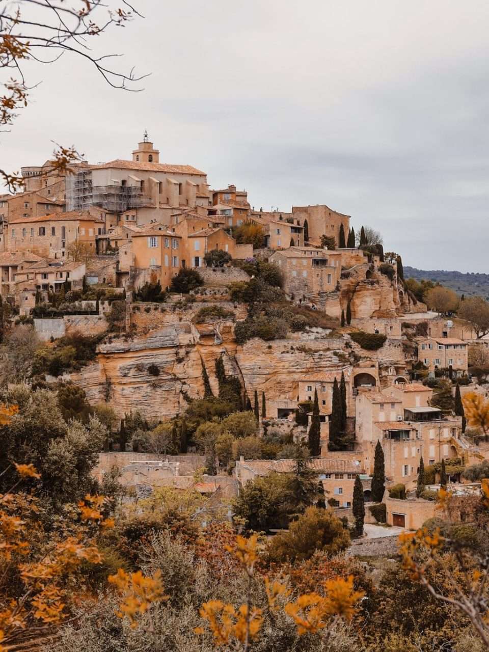 Otoño en Gordes, Francia